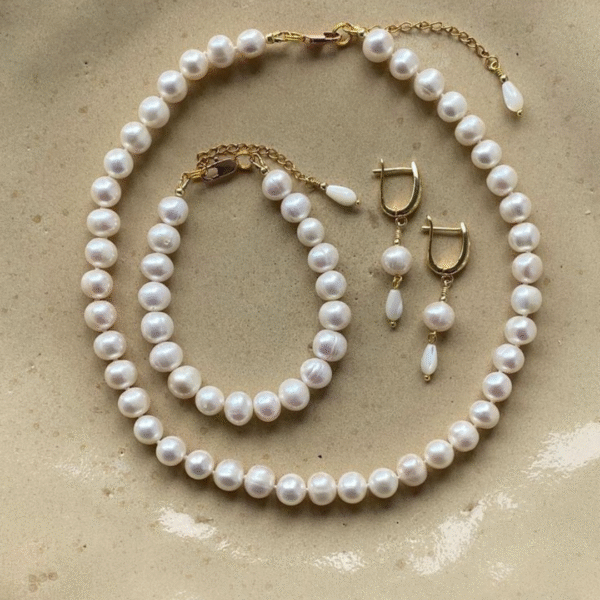 Pearl Set Necklace