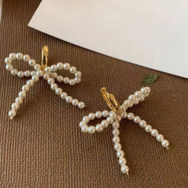 Bow Pearl Earing